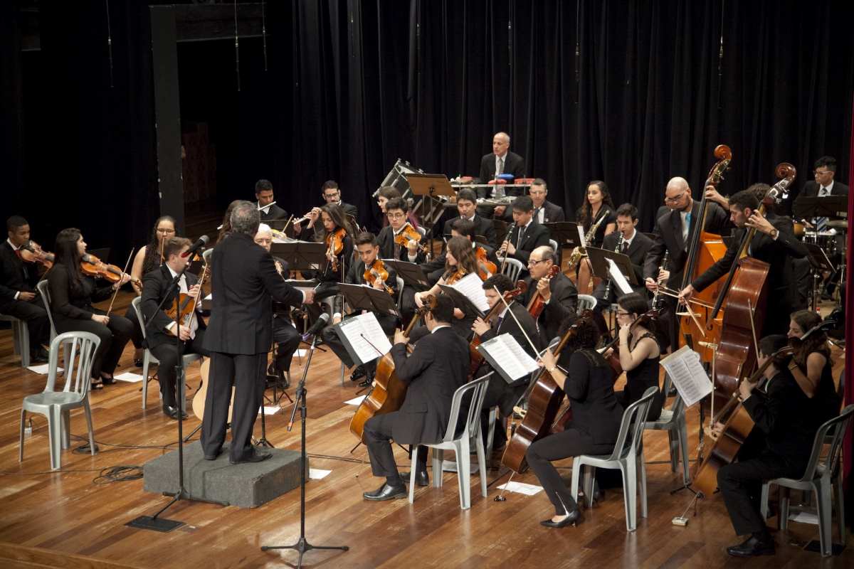 Semana Cultural Piet Schoenmaker 2025: uma imersão na arte, na música e nas tradições de Holambra